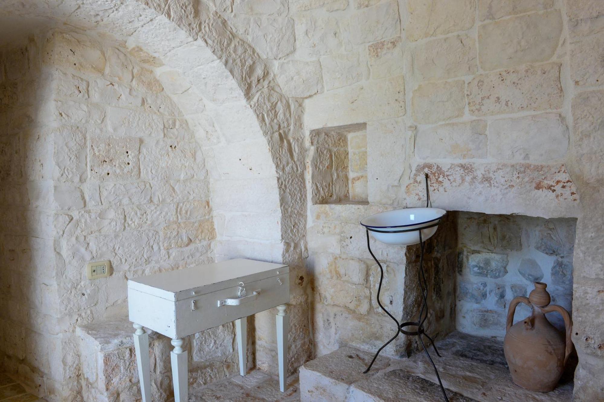 Trulli Lisanna - Apulian Hideaway With Pool Apartment Antonelli ภายนอก รูปภาพ