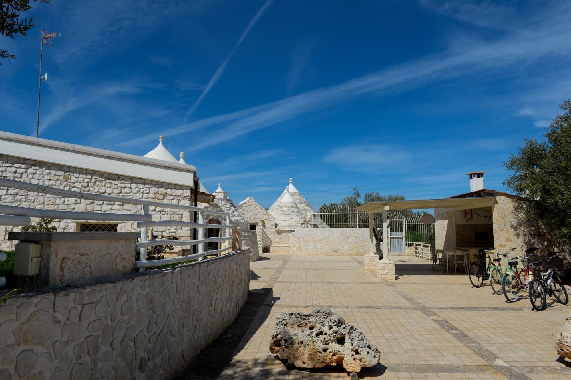 Trulli Lisanna - Apulian Hideaway With Pool Apartment Antonelli ภายนอก รูปภาพ