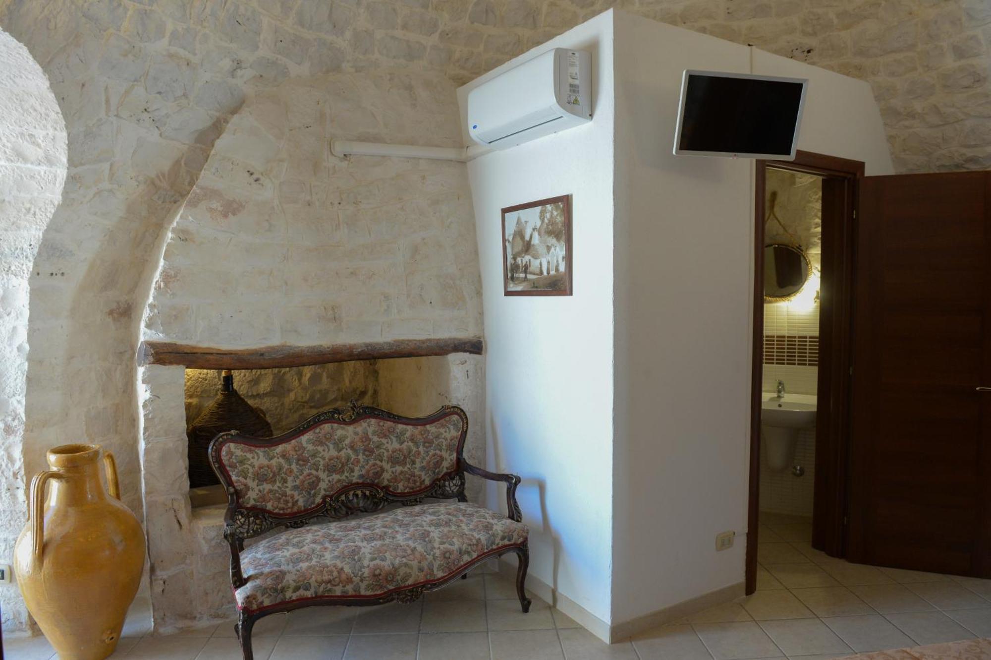 Trulli Lisanna - Apulian Hideaway With Pool Apartment Antonelli ภายนอก รูปภาพ